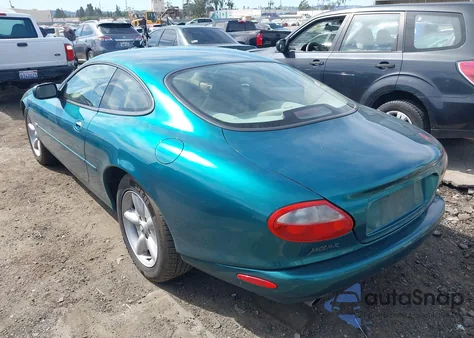 1997 Jaguar Xk8 из США, поврежденный, VIN SAJGX5745VC002267